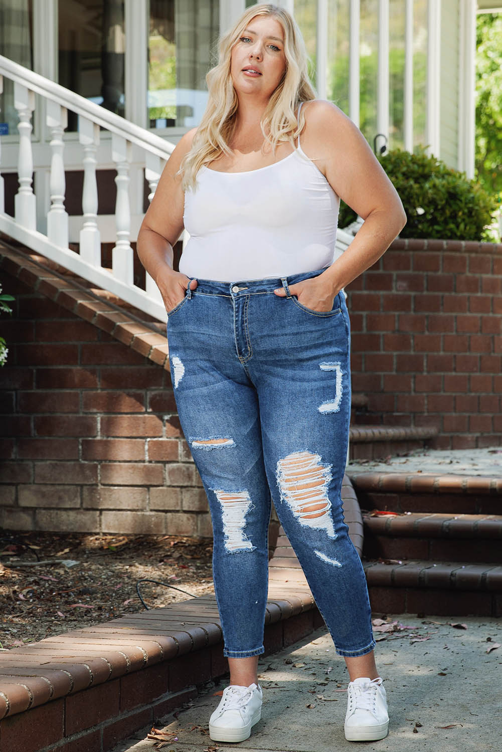 Plus Size Distressed Ripped Skinny Jeans