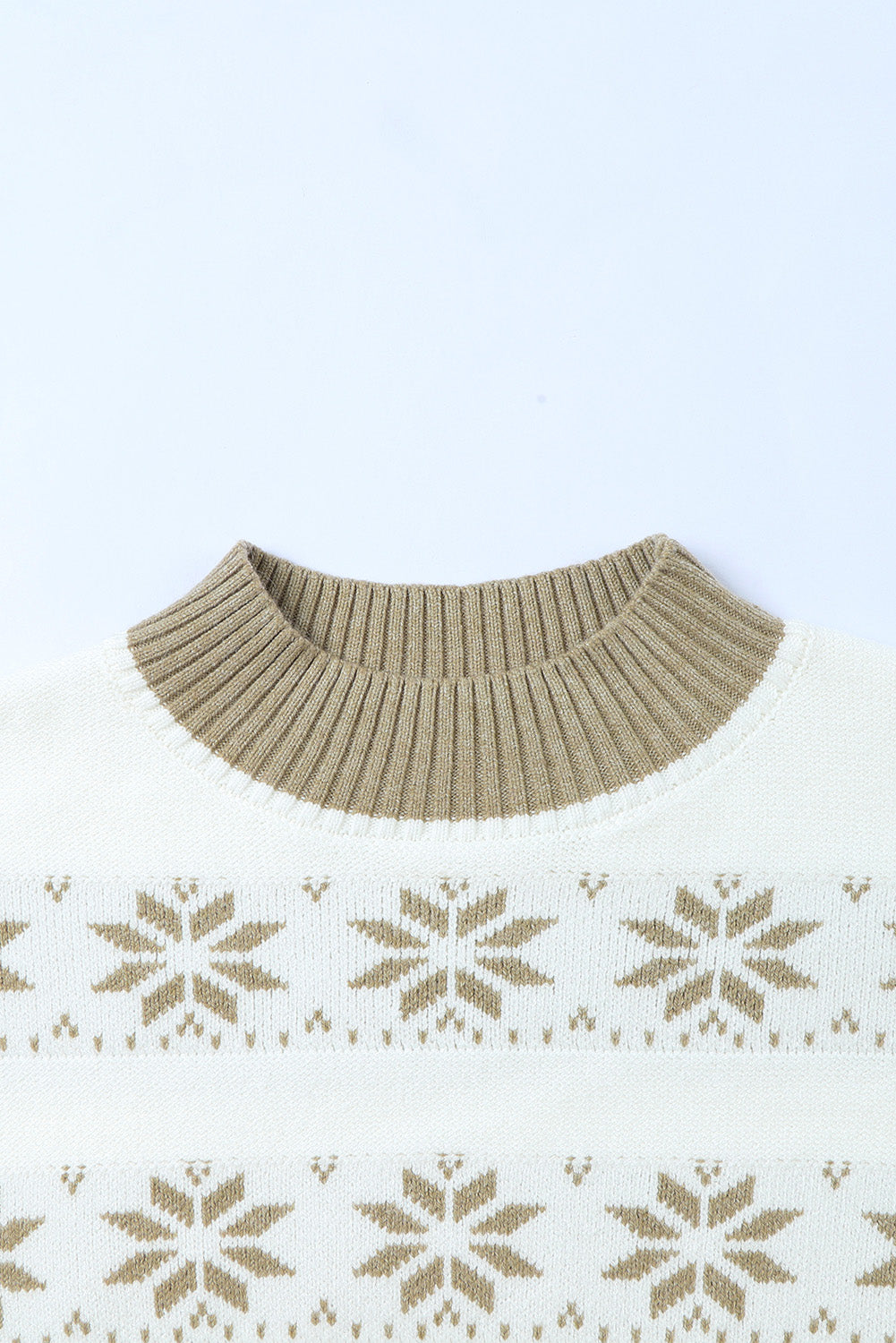 Pull de Noël blanc en tricot à col montant et flocon de neige