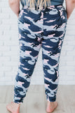 Plus Size Camo Knit Jogger Pants