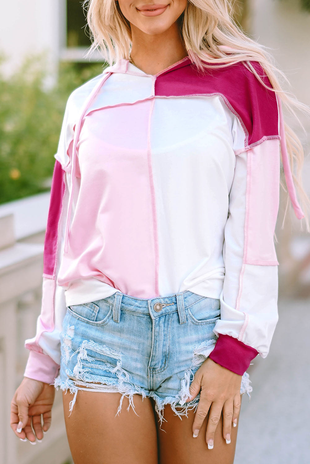 Colorblock Exposed Seam Loose Sleeve Hoodie