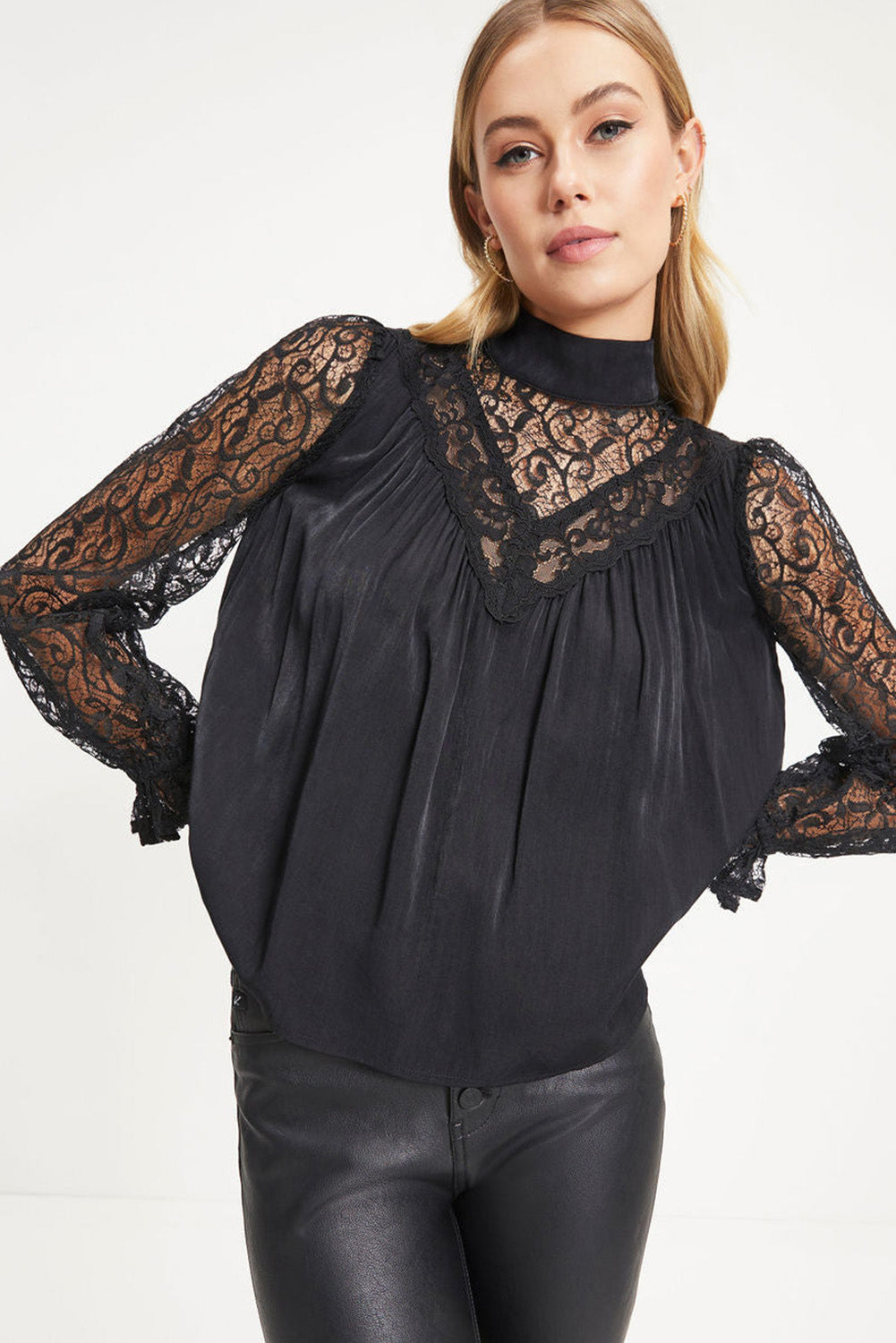 Mock Neck Lace Splicing Long Sleeve Blouse