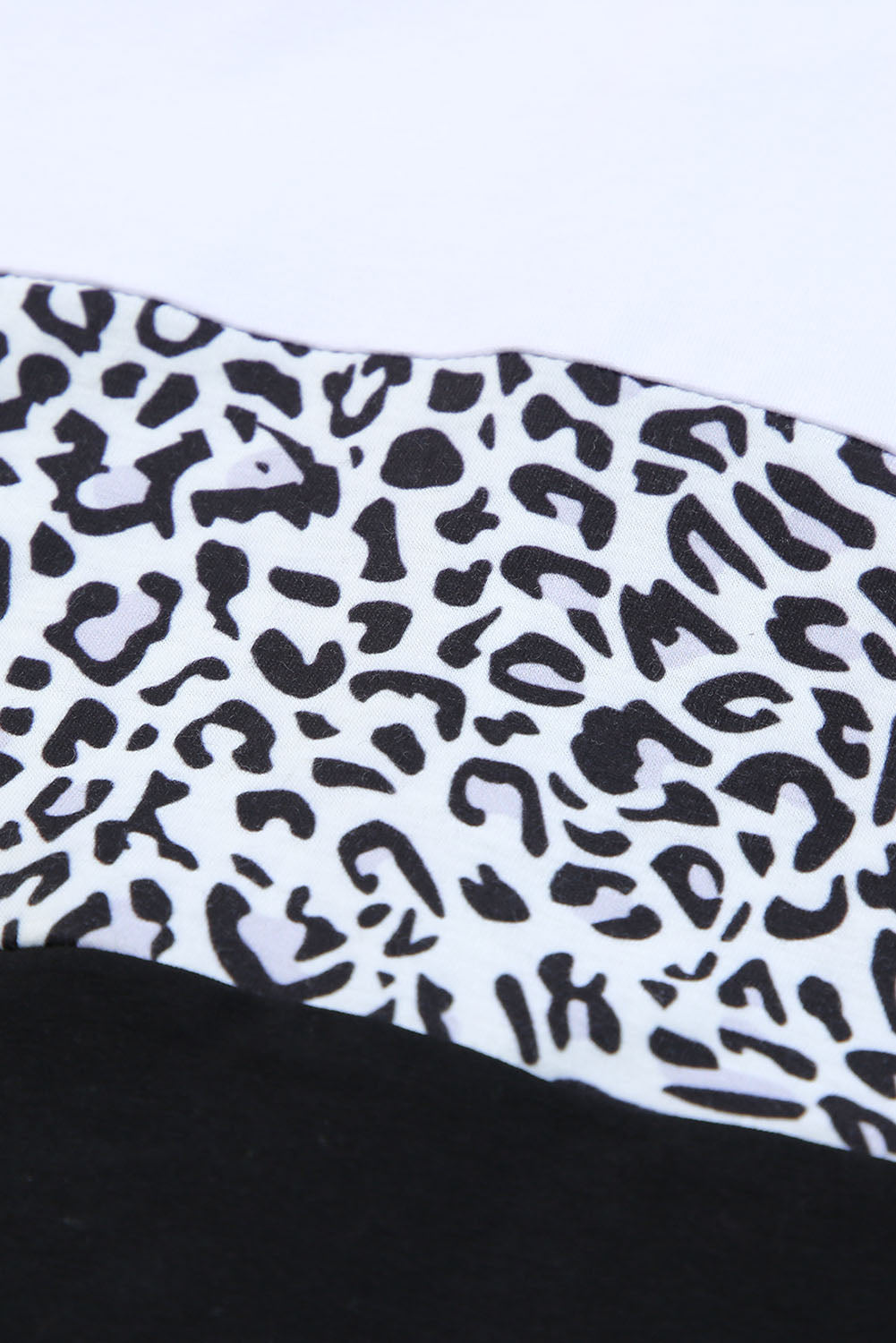 Leopard Print Contrast V-Neck Tank Top