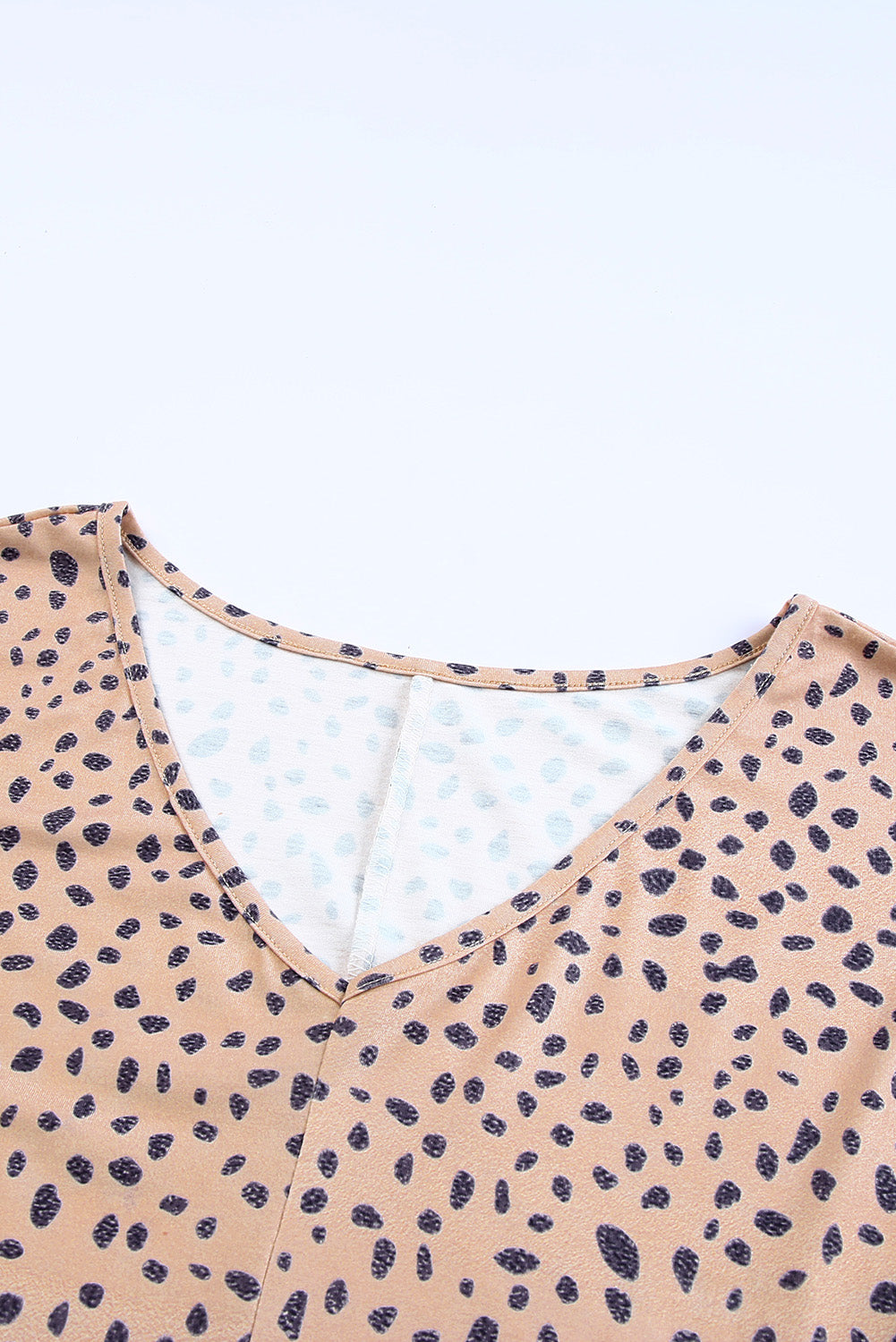 Plus Size Cheetah Print Twisted T-shirt