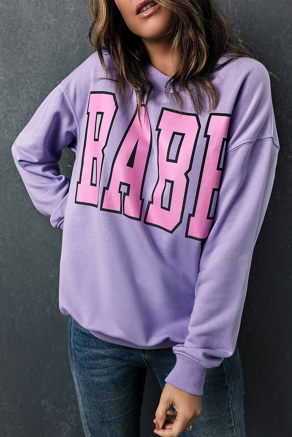 BABE Letter Graphic Pullover Sweatshirt