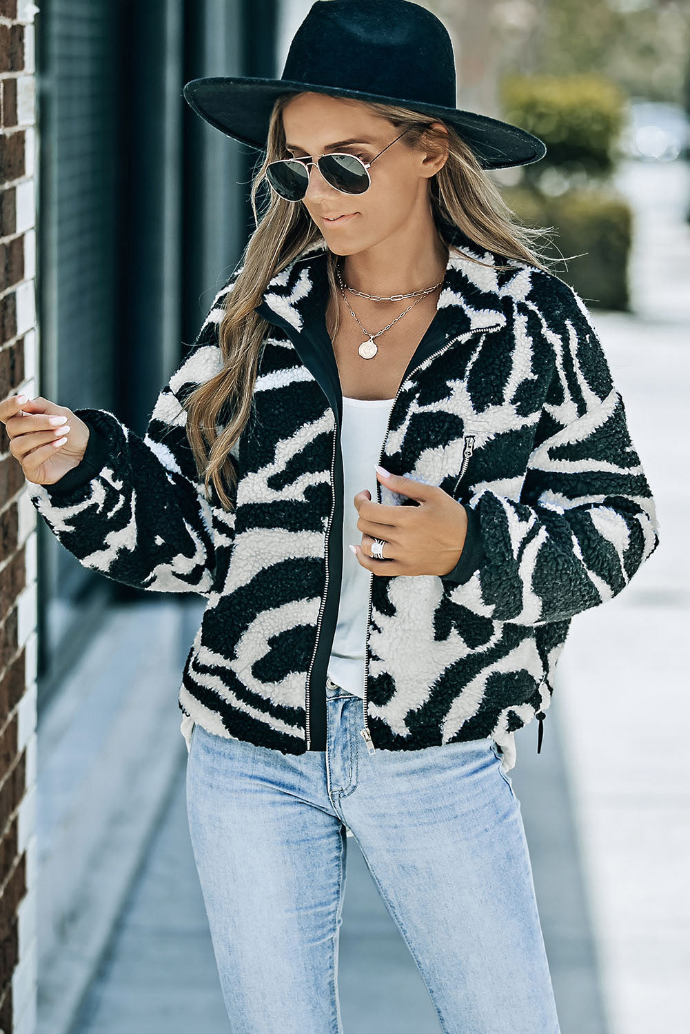 Veste noire à col montant zippée Zebra Teddy