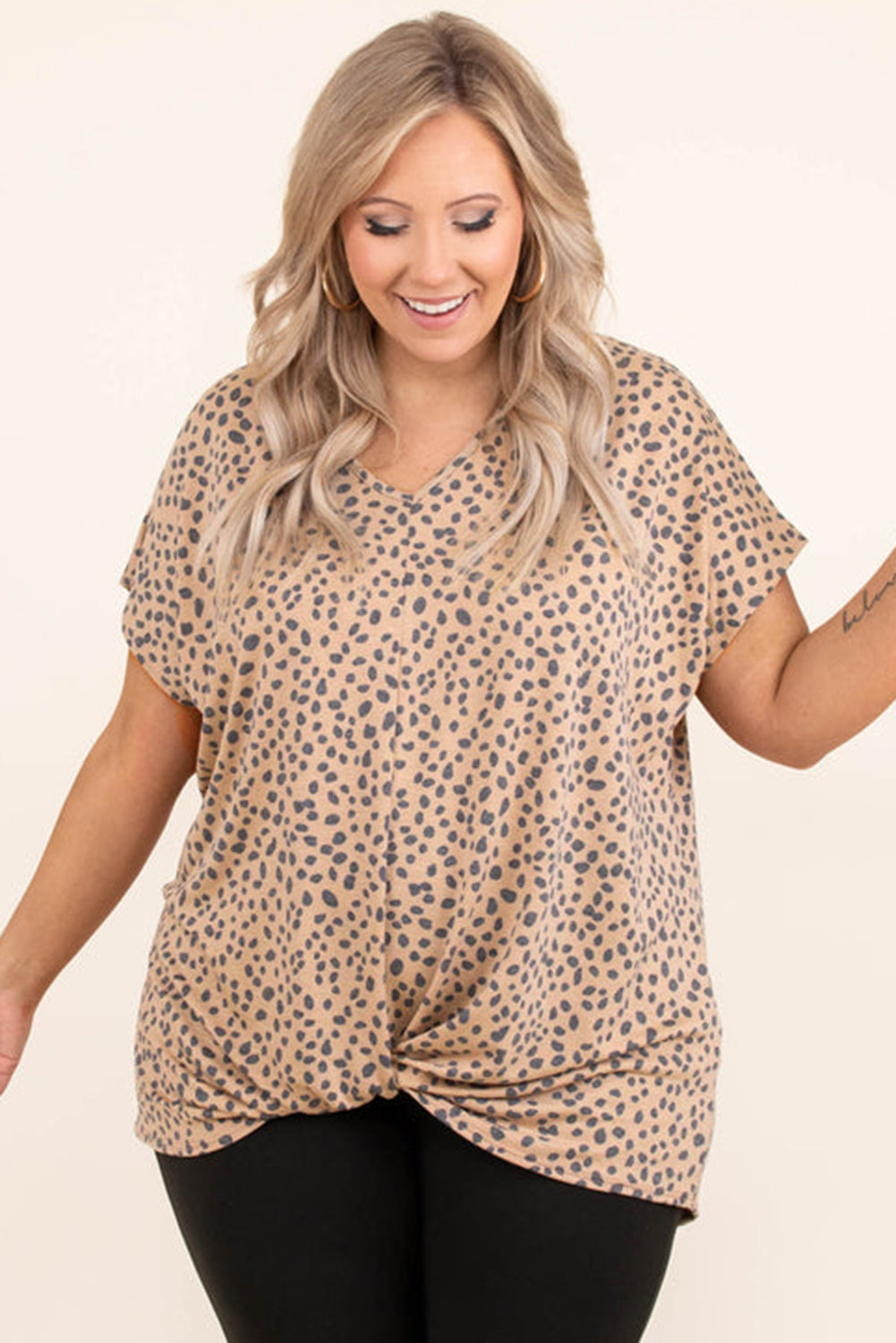 Plus Size Cheetah Print Twisted T-shirt