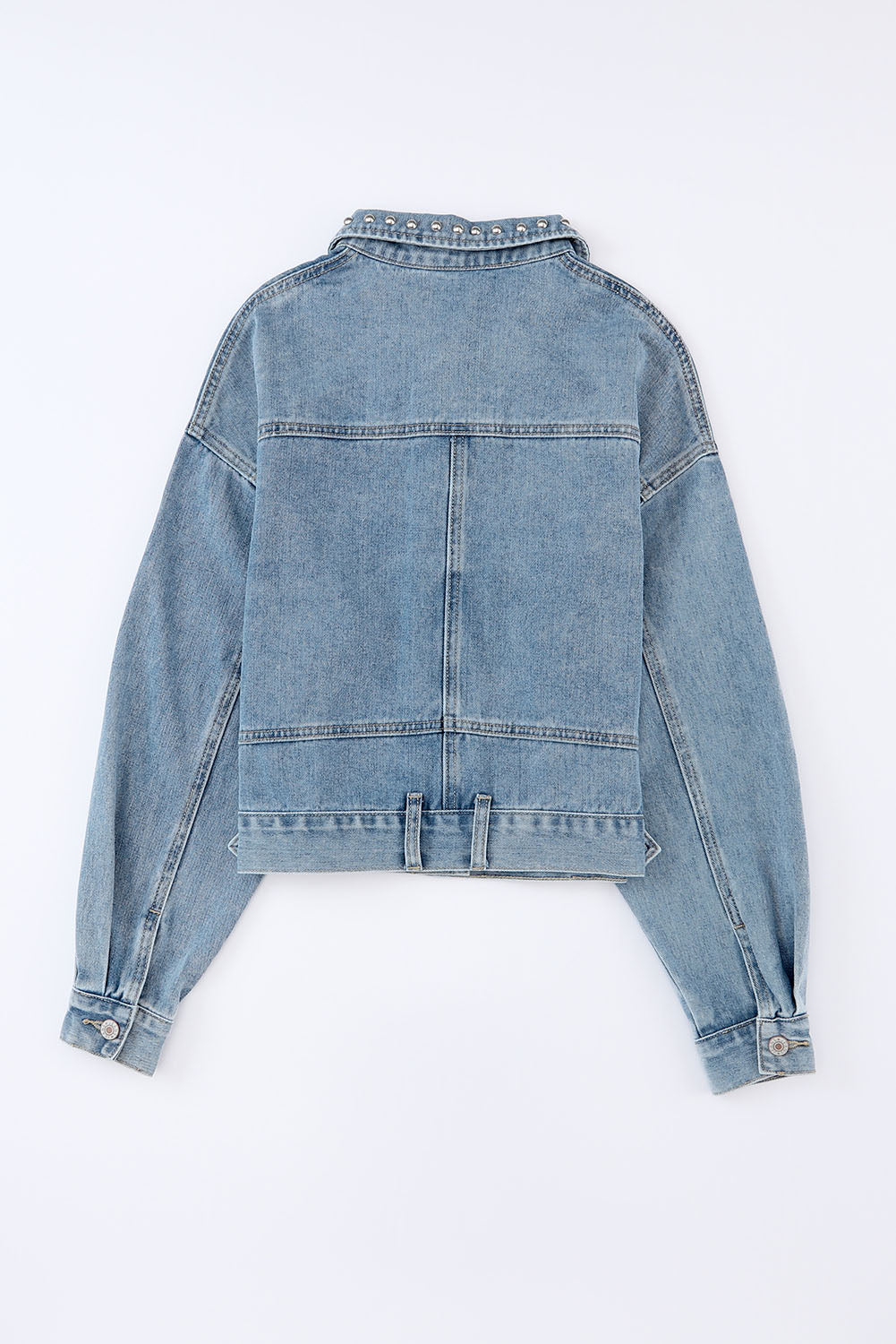 Veste en jean à poches cloutées et rivets bleu ciel