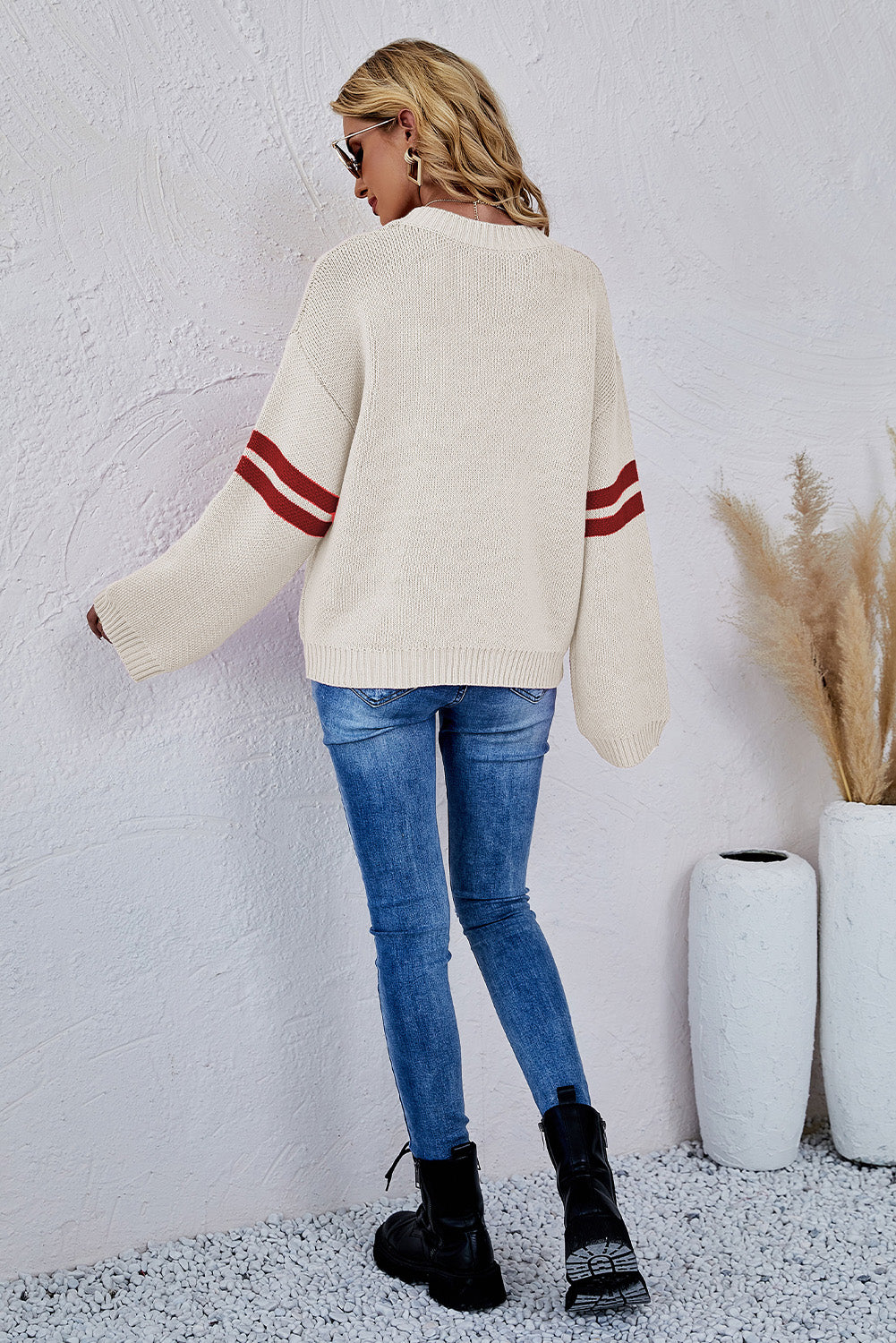 Heart Graphic Wide Sleeves Sweater