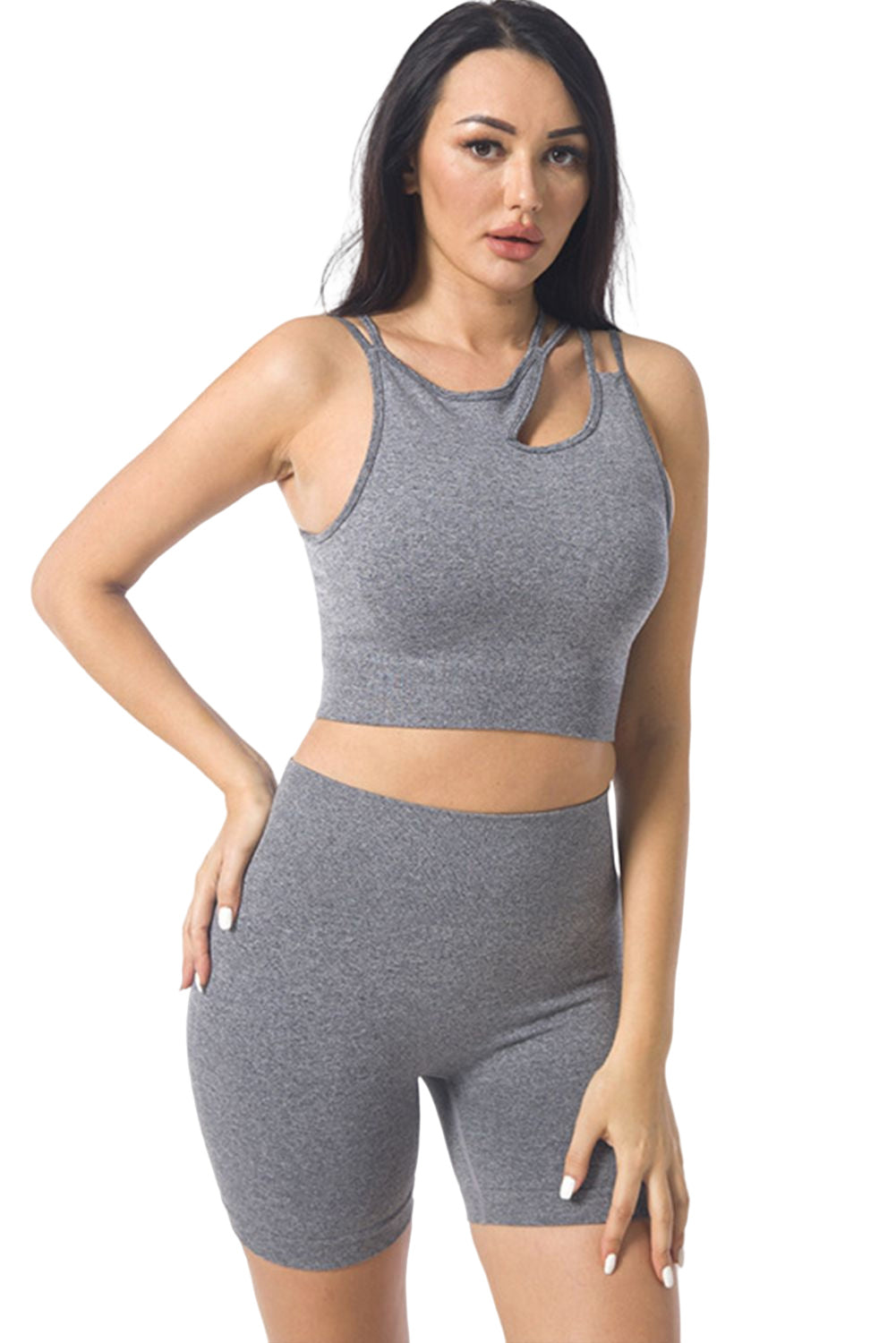 Ensemble haut de yoga croisé découpé gris et short de sport taille haute