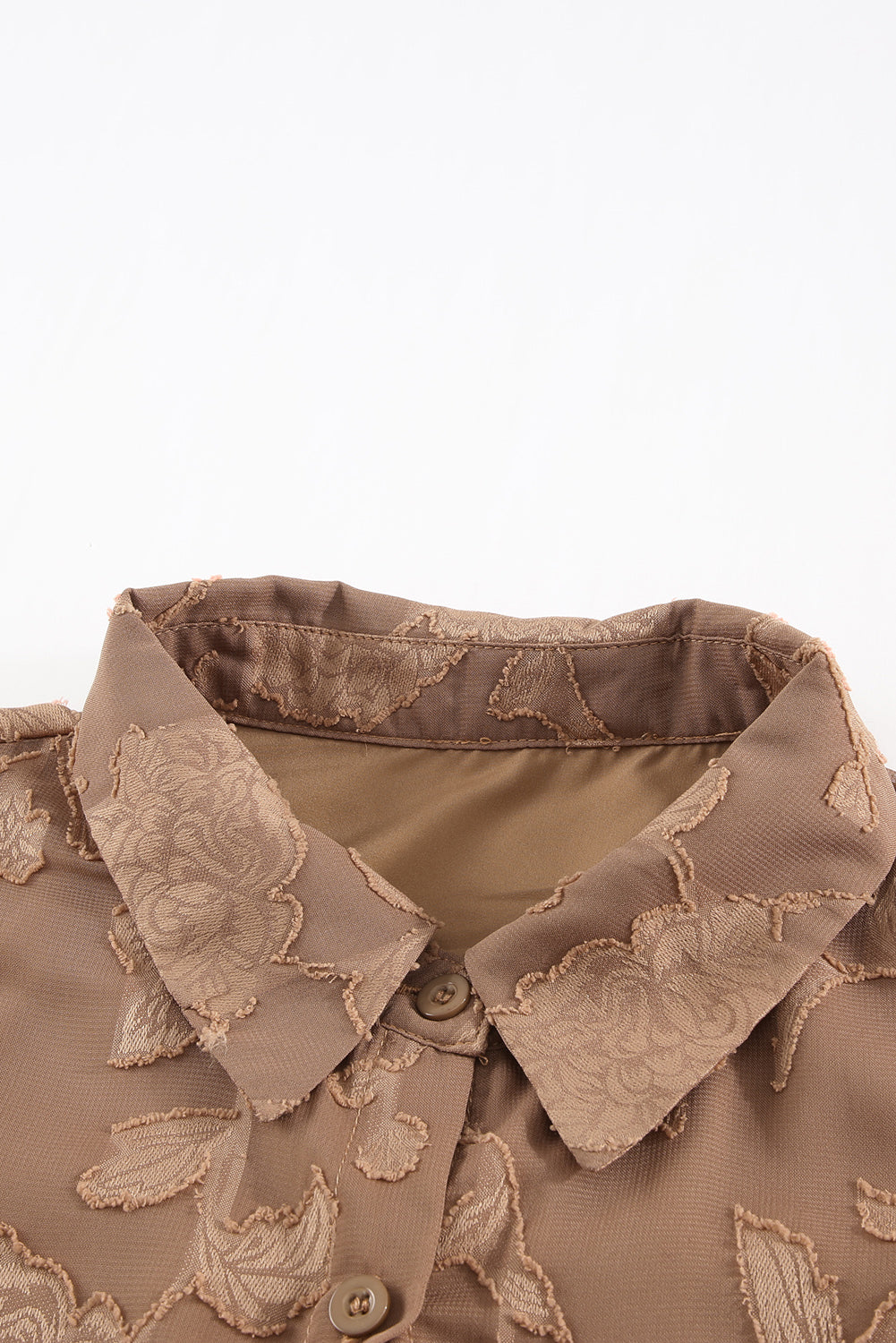 Chemise texturée à fleurs marron à col et col