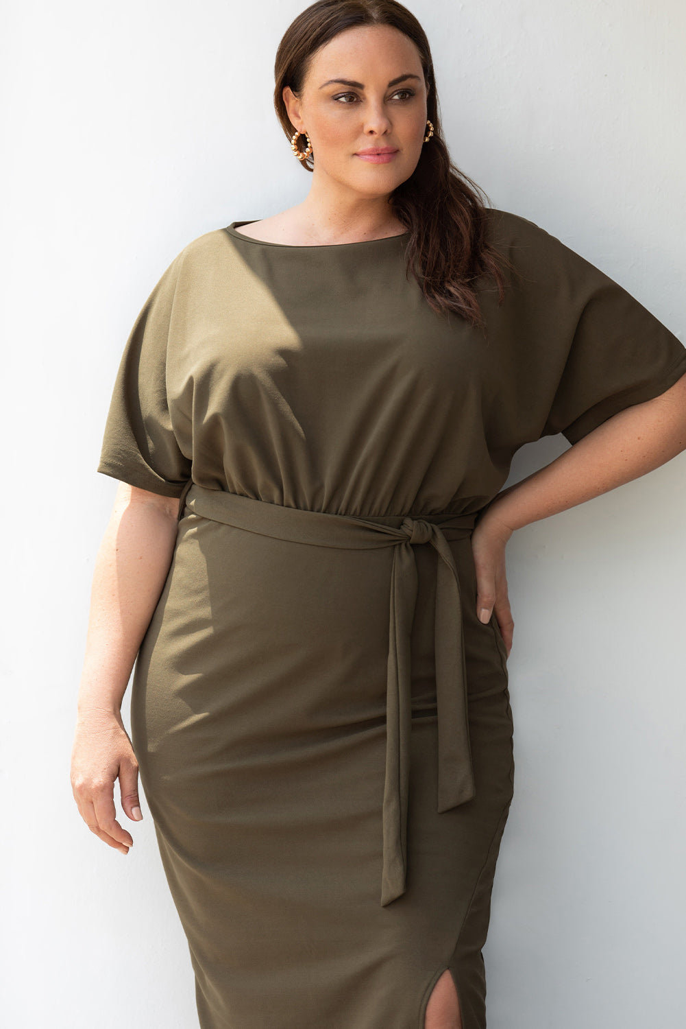 Robe longue ceinturée taille haute fente latérale grande taille vert 