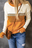 Pull col rond rayé orange color block