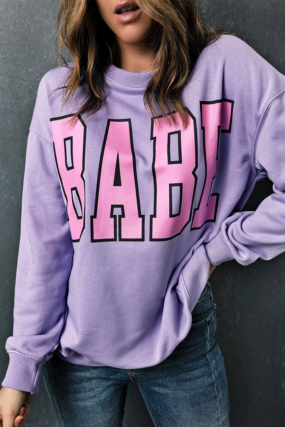 BABE Letter Graphic Pullover Sweatshirt