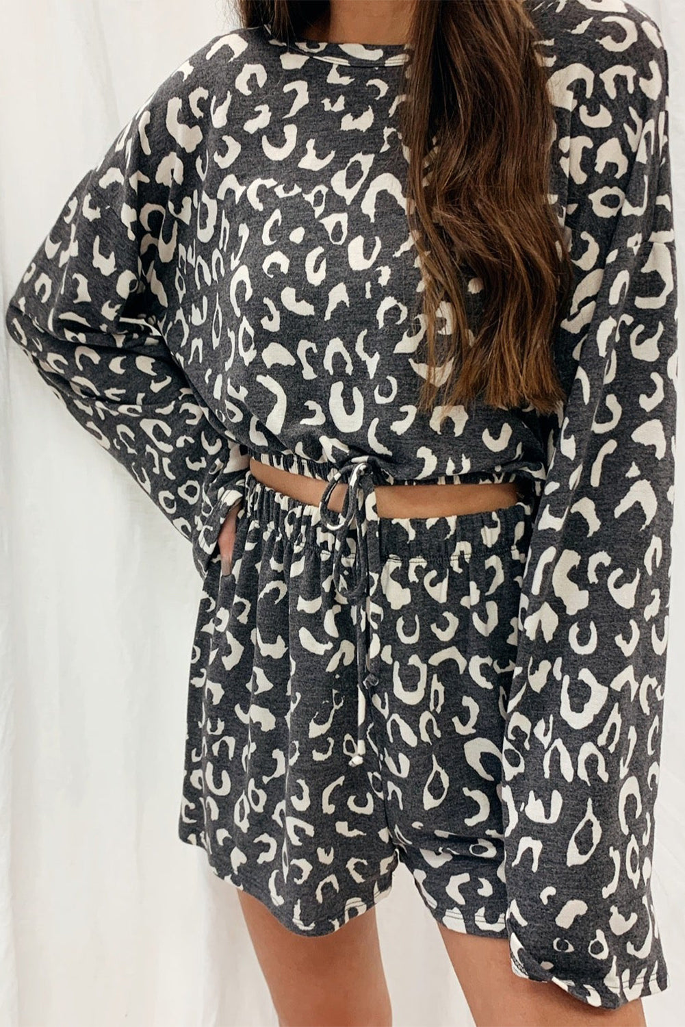 Animal Print Long Sleeves Pullover and Shorts Lounge Set