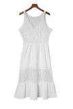 Robe longue blanche sans manches en dentelle au crochet et patchwork