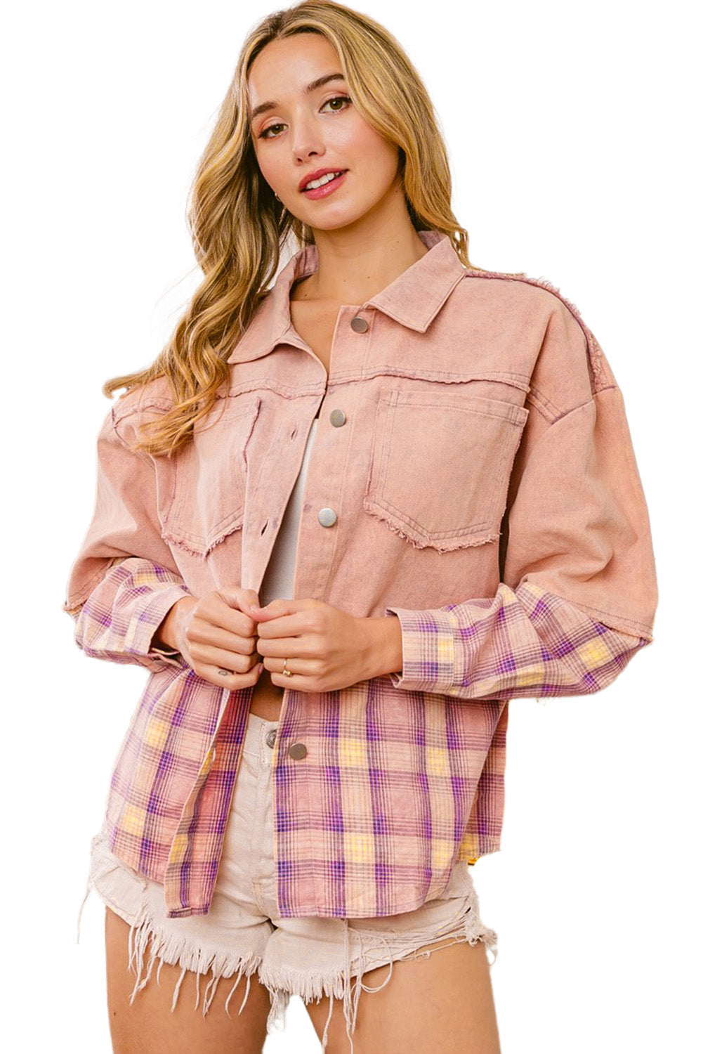 Veste contrastée rose à carreaux et patchwork effiloché