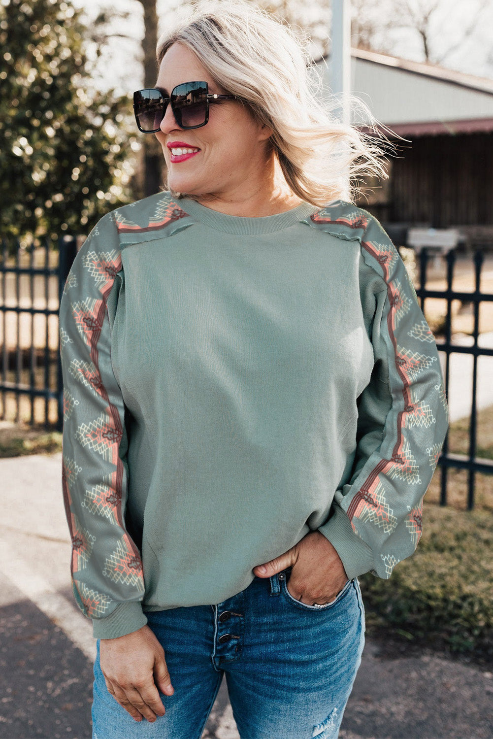 Blue Plus Size Embroidered Patchwork Long Sleeve Sweatshirt