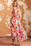 Robe longue multicolore à volants smockés et imprimé tropical vibrant