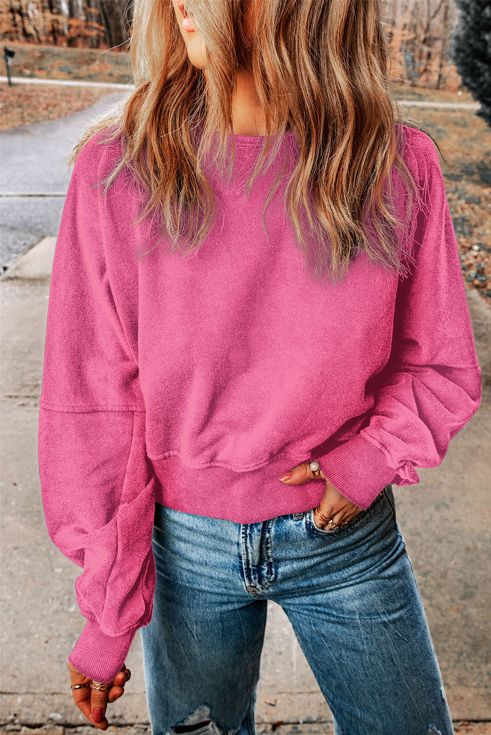 Sweat-shirt vert délavé à l'acide en forme de V à dos ouvert