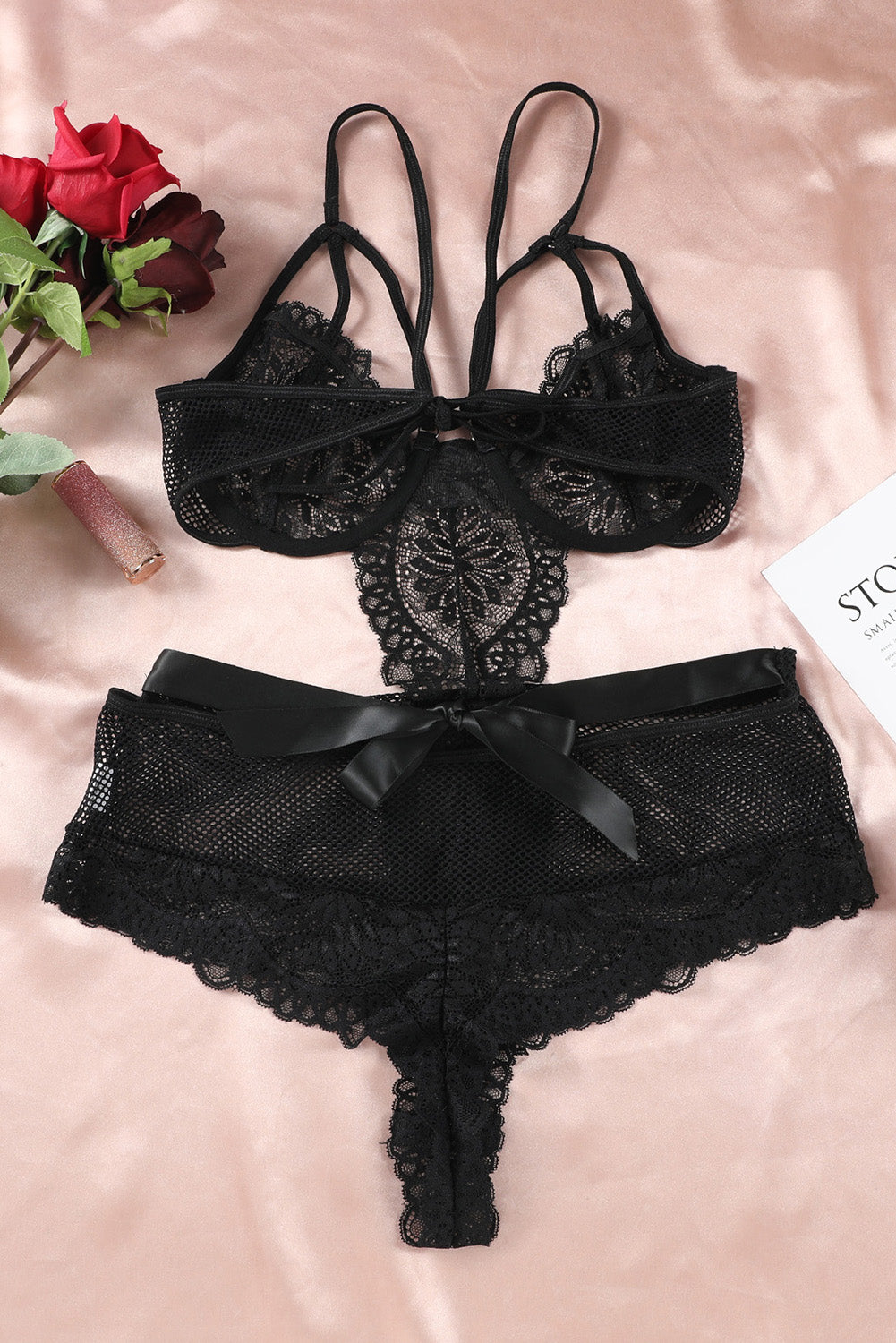 Lingerie Teddy ajourée en dentelle résille noire Plus