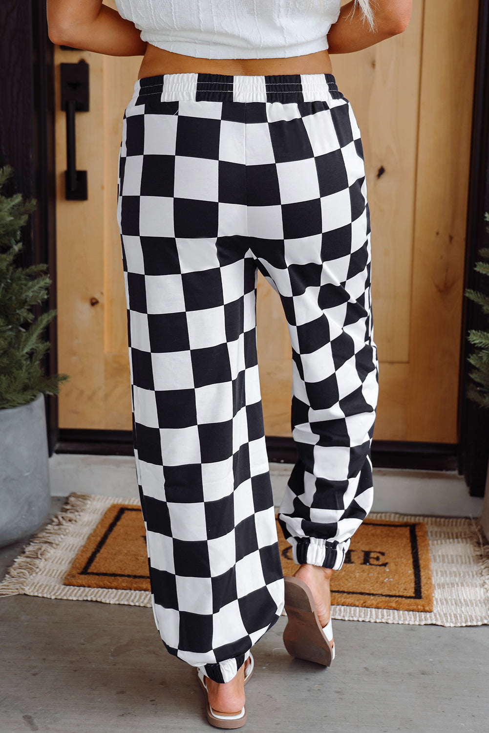 Black Checkerboard Elastic Waist Pocketed Joggers