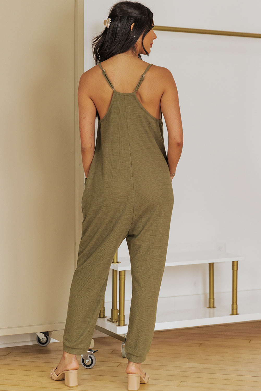 Textured Sleeveless V-Neck Pocketed Casual Jumpsuit