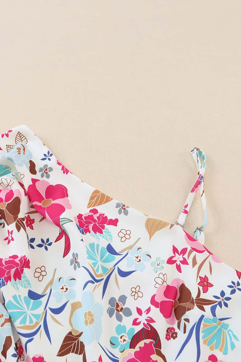 Floral Single Bubble Sleeve Slant Shoulder Romper