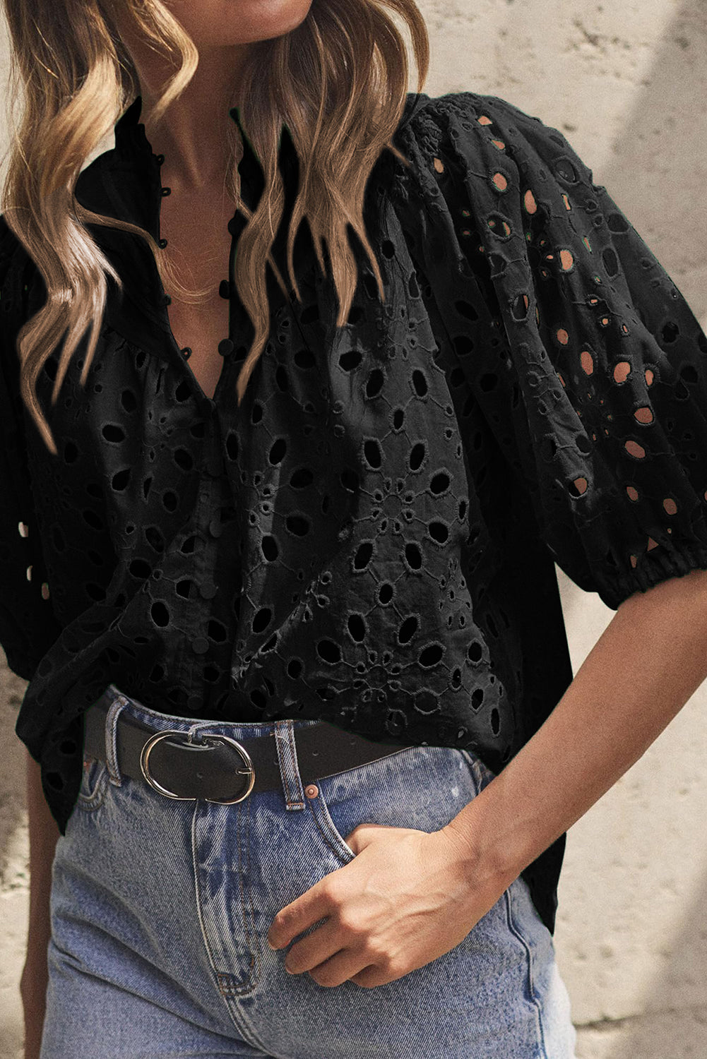 Bonbon Flower Embroidered Hollow-out Puff Sleeve Blouse