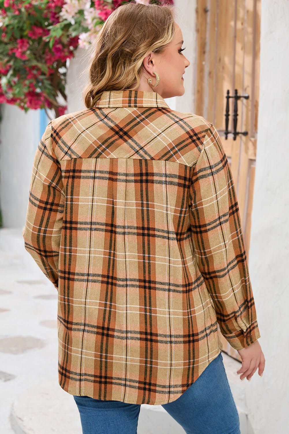 Plus Size Buttons Plaid Pattern Shirt