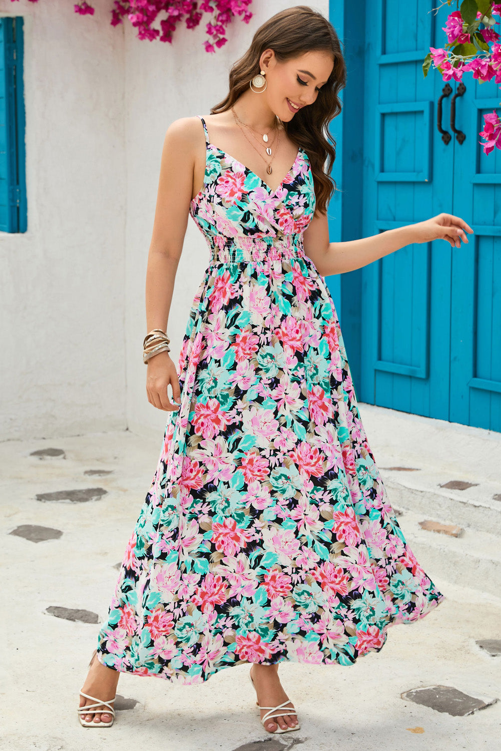 Robe longue florale à col en V et taille élastique vert 