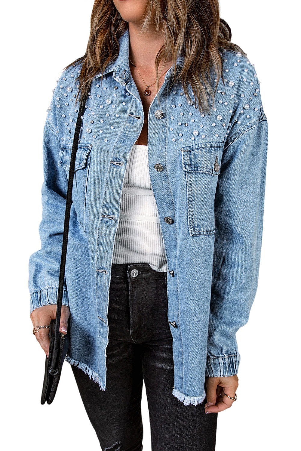 Veste en jean bleu ciel avec perles et strass