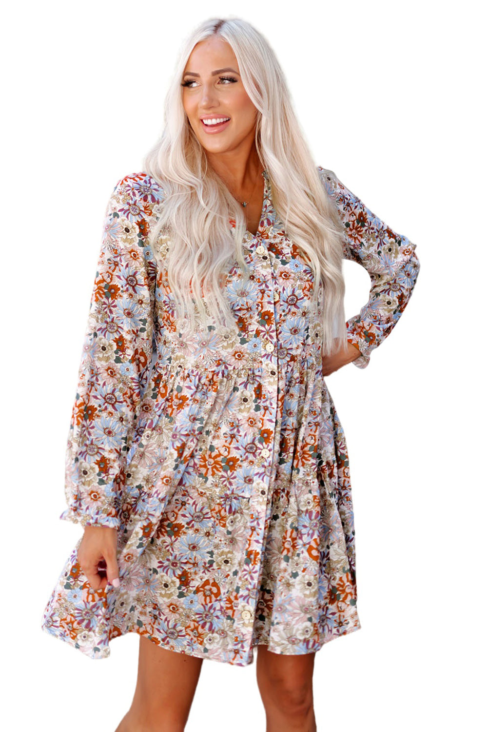 Robe florale multicolore à col fendu et boutons sur le devant