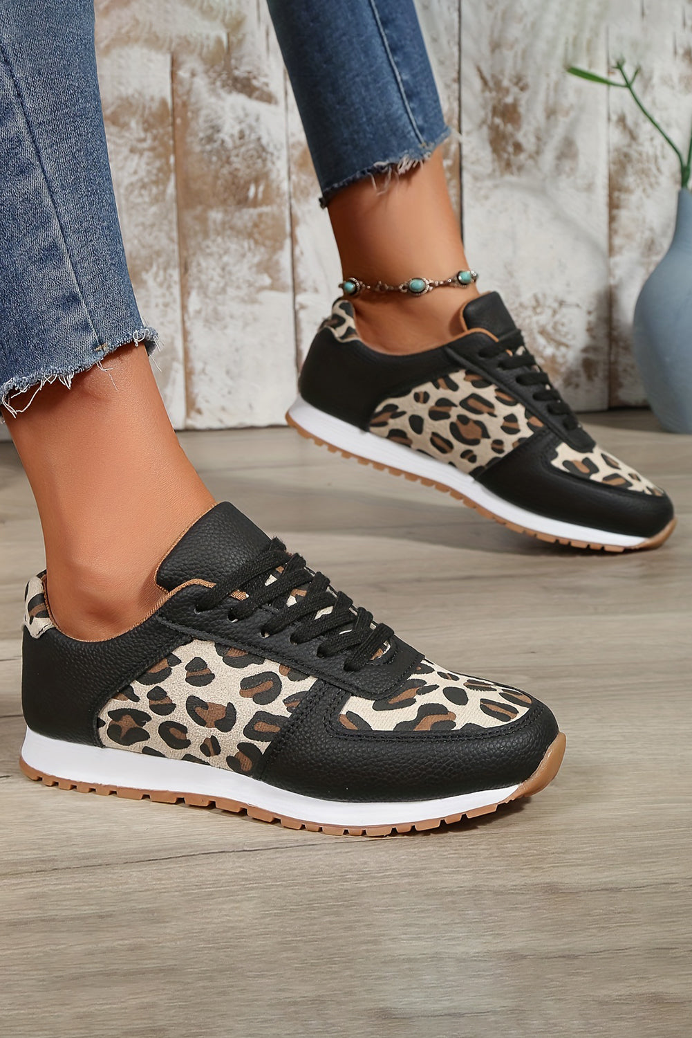 Casual Leopard PU Patchwork Lace up Sneakers