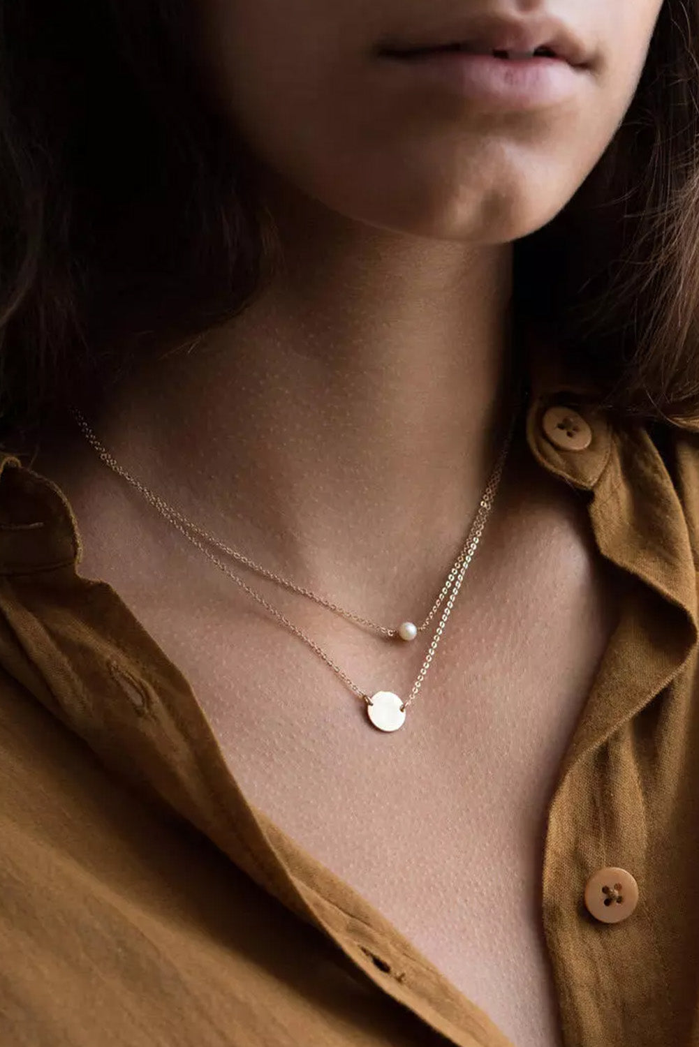 Disc Pearl Pendant Dual-Layered Necklace