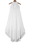 Robe longue asymétrique blanche à col licou et dos nu en V profond 