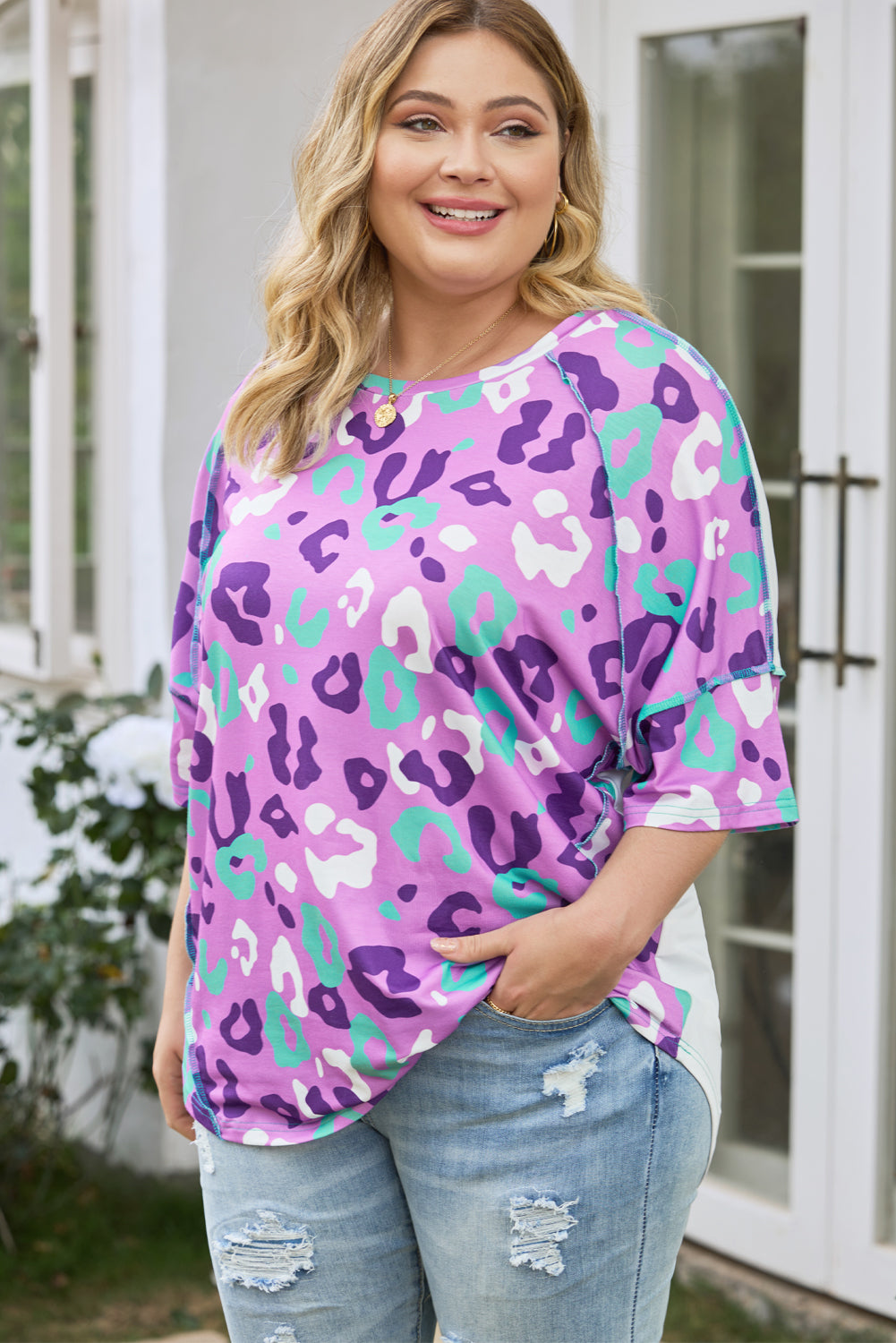 T-shirt à manches courtes Rose Leopard Kiss imprimé de grande taille