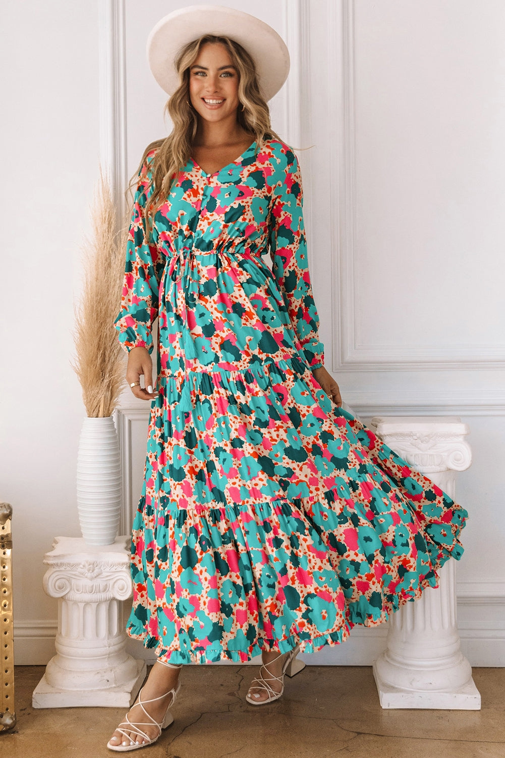 Robe longue multicolore à imprimé bohémien, col en V, volants, manches longues