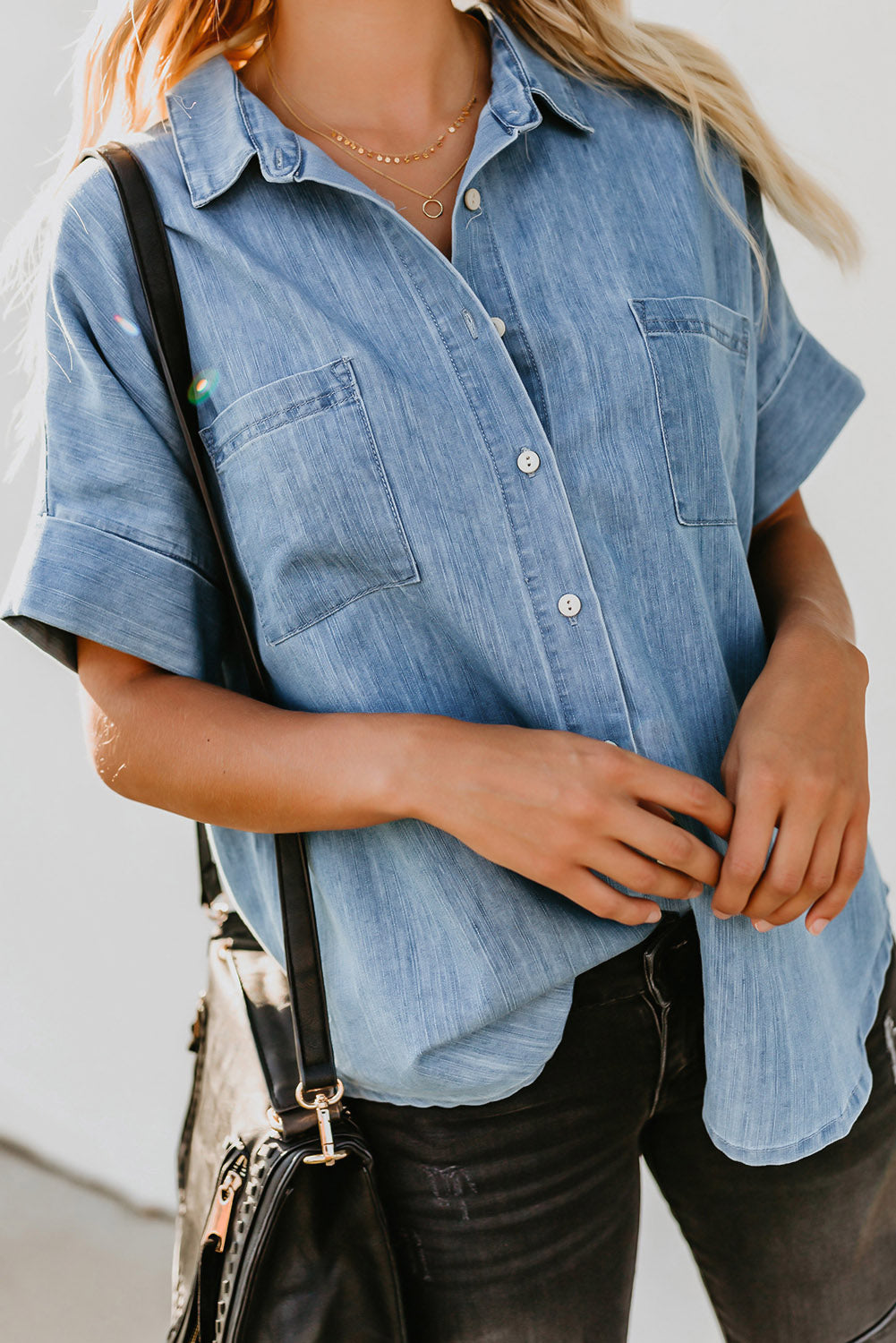 Chemise en jean à manches courtes et col rabattu verte