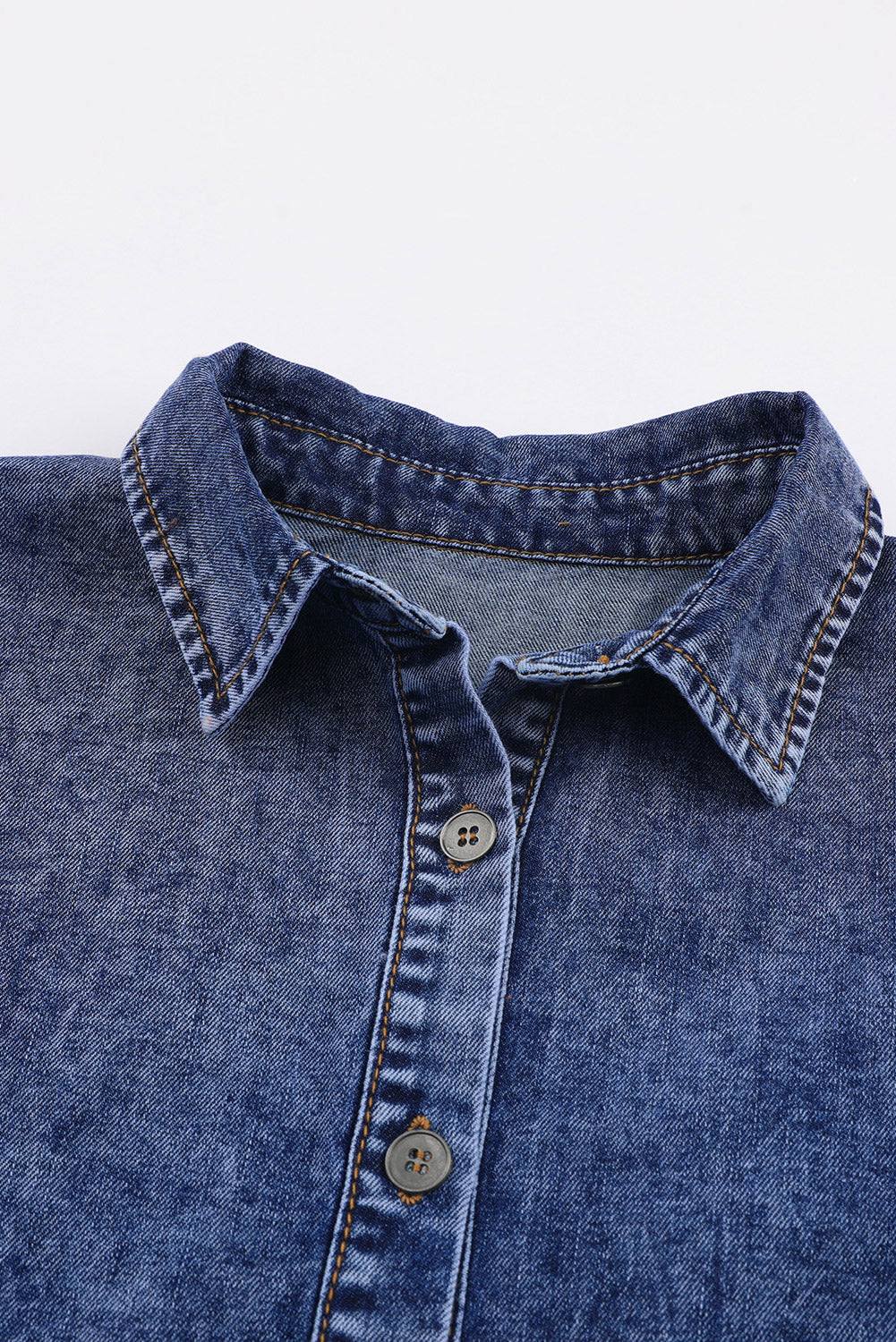 Veste en jean boutonnée bleue à manches bouffantes