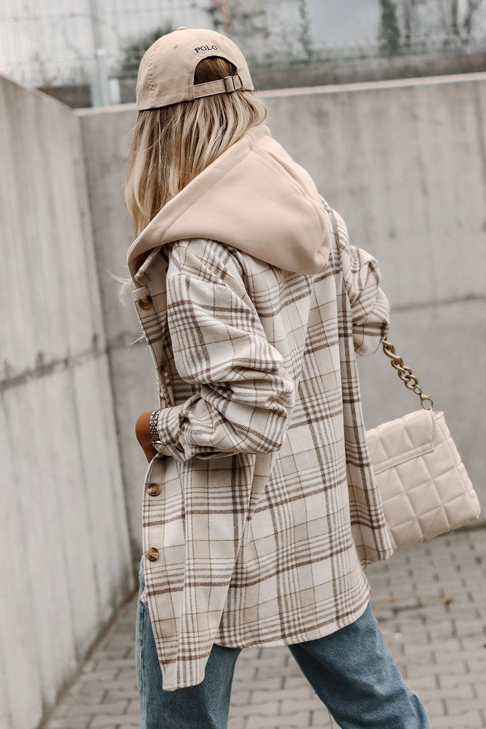 Veste boutonnée à capuche amovible à carreaux kaki