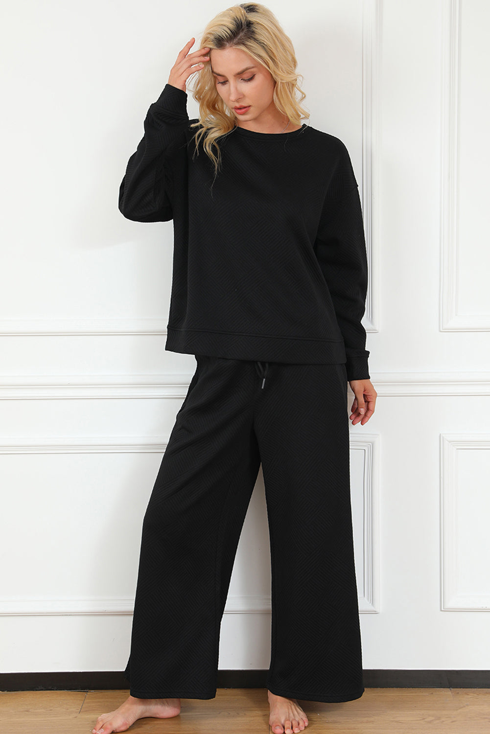 Black Textured Loose Fit T Shirt and Drawstring Pants Set