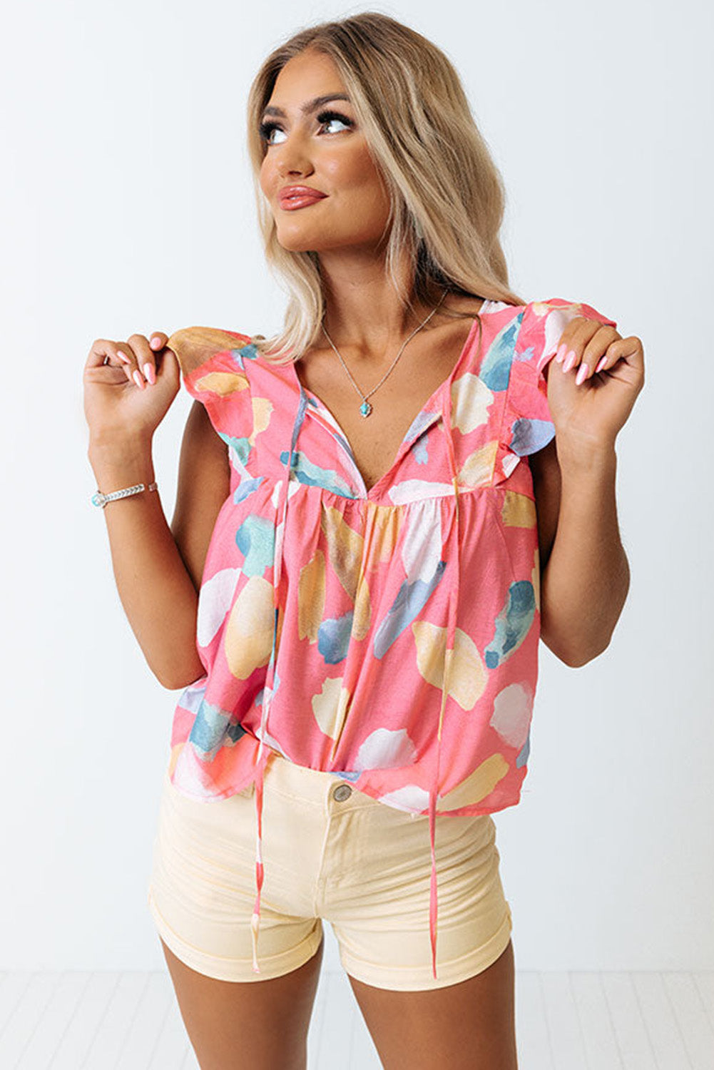 Splotches Pattern Ruffled Cap Sleeve Shift Top