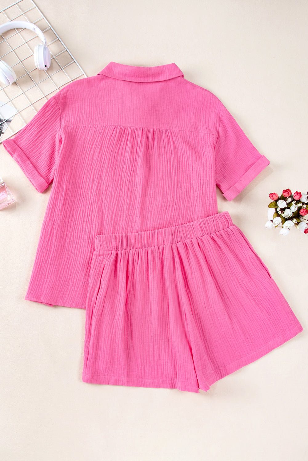 Ensemble polo texturé froissé rose et short taille haute