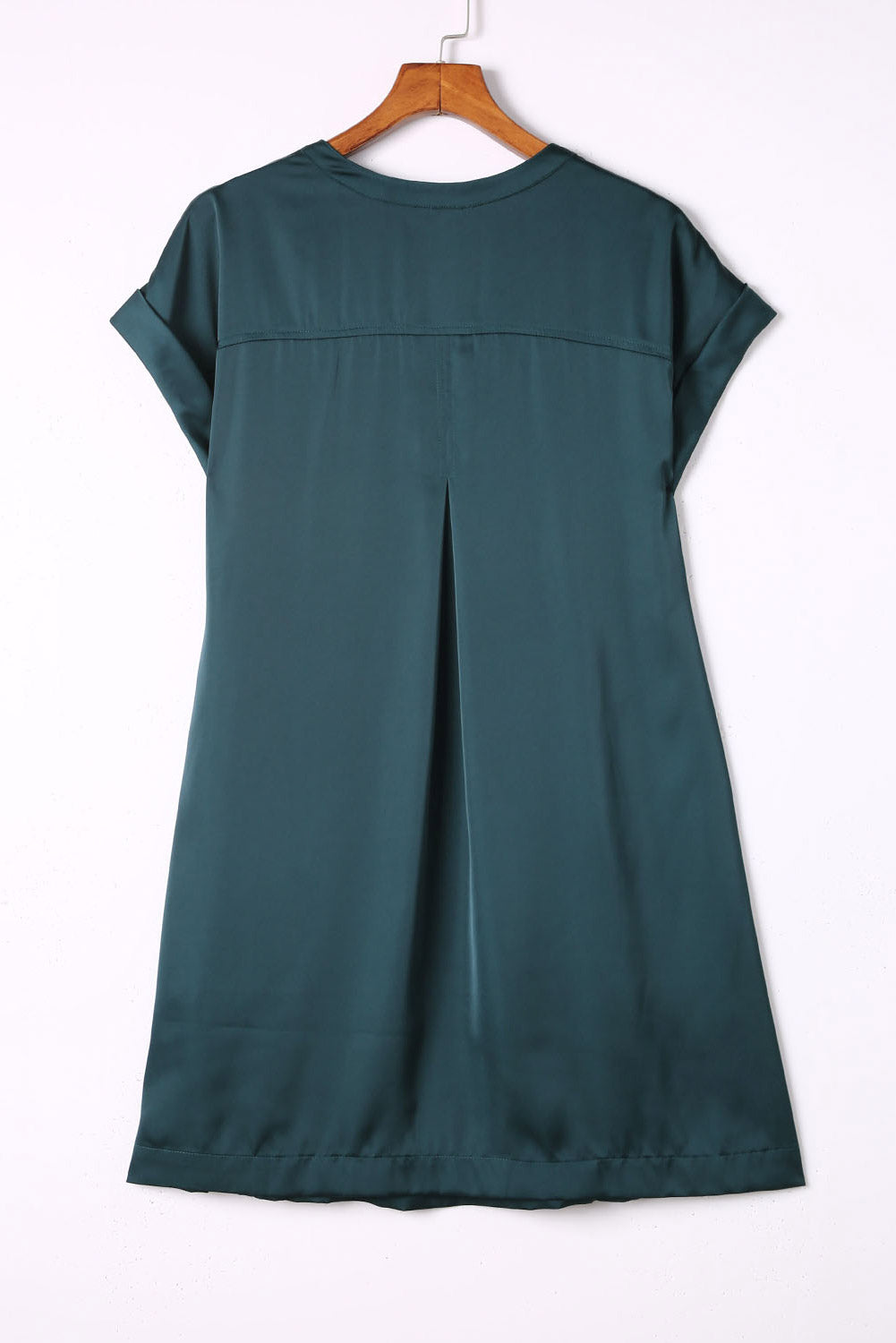 Robe droite verte à encolure crantée et revers à manches courtes