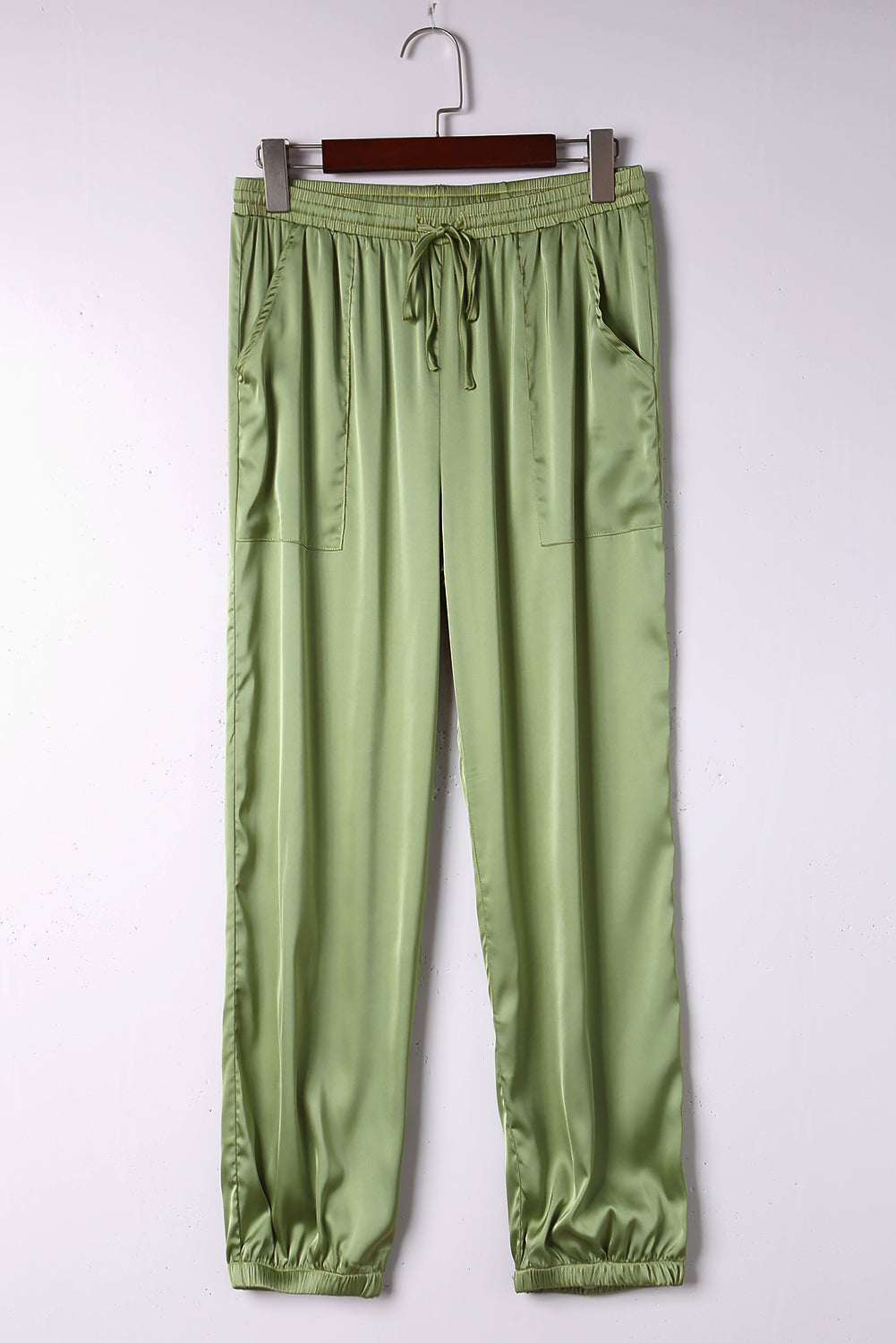 Pantalon de jogging décontracté vert avec poches et cordon de serrage