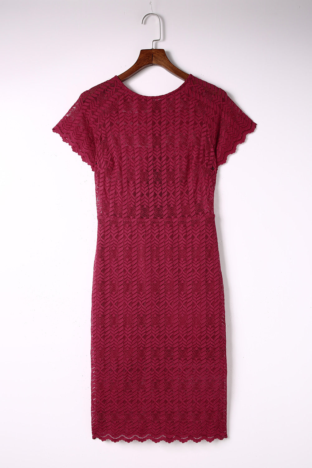 Robe mi-longue rouge doublée à manches courtes en crochet