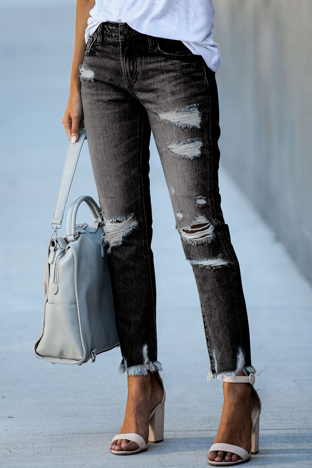 Pantalon en jean boyfriend bleu clair effet vieilli