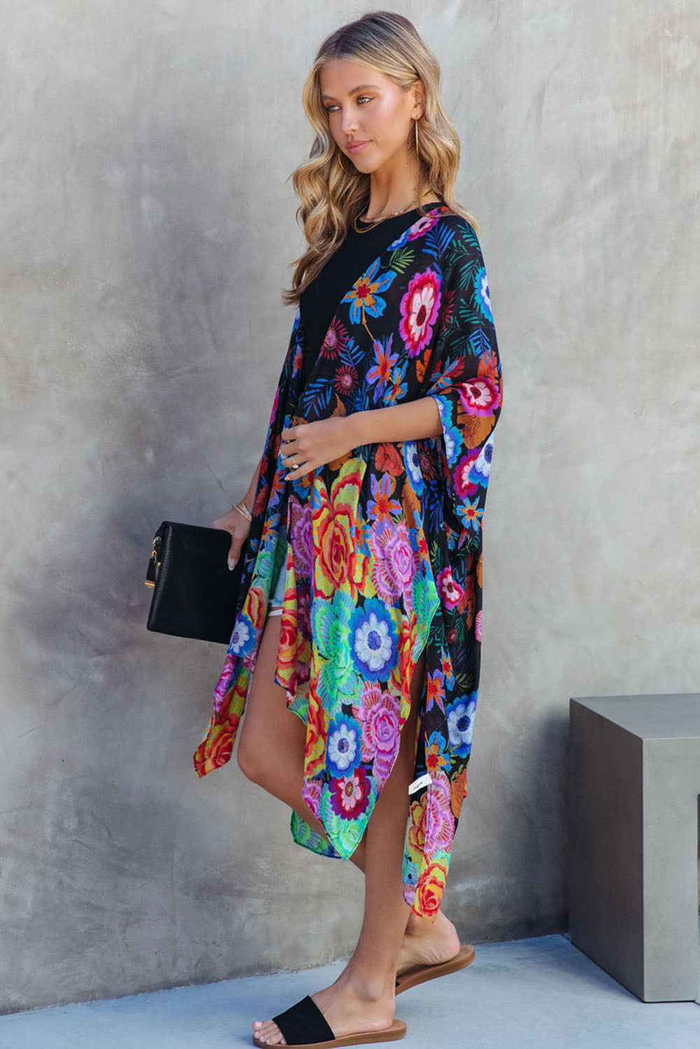 Kimono multicolore bohème imprimé floral à manches mi-longues ouvert sur le devant 