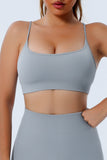 Soutien-gorge de yoga fitness côtelé gris à bretelles spaghetti