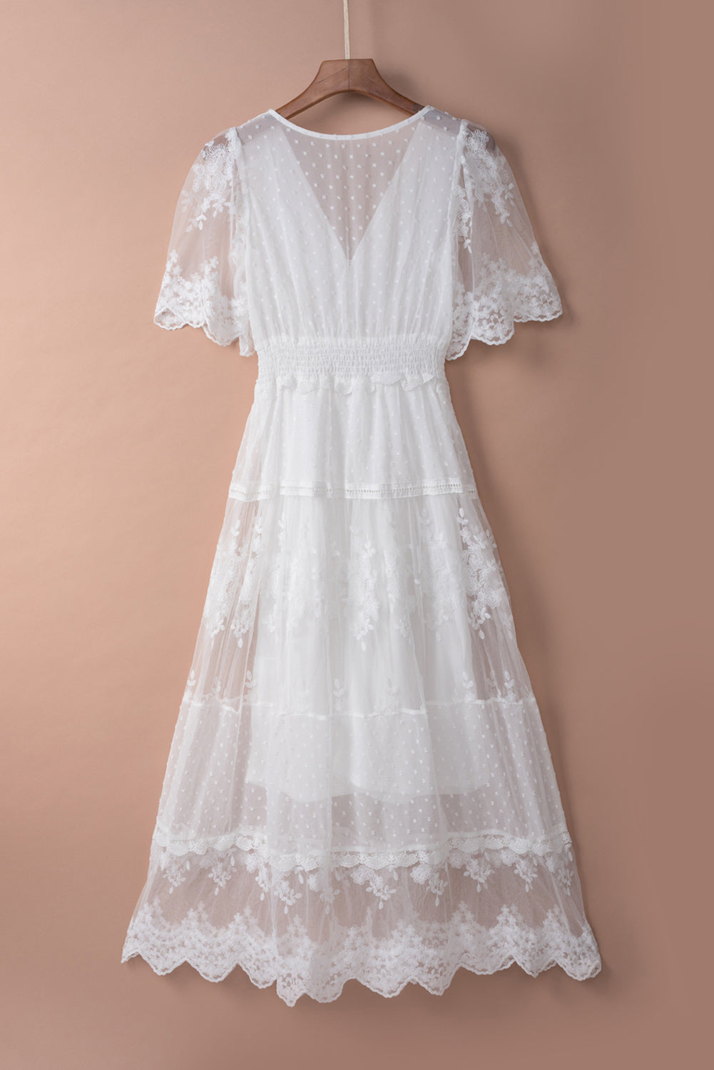 Robe en dentelle lumineuse Dawn